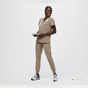 Women's Latte Catarina Scrub Top and joggers